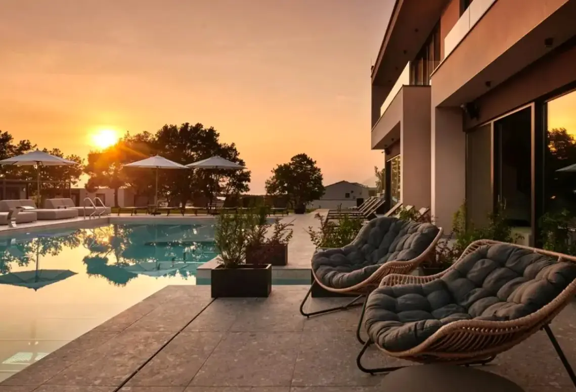 Basen w hotelu San Servolo Wellness Resort