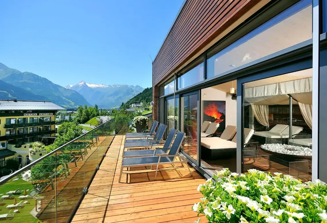 Widok z hotelu Schutthof