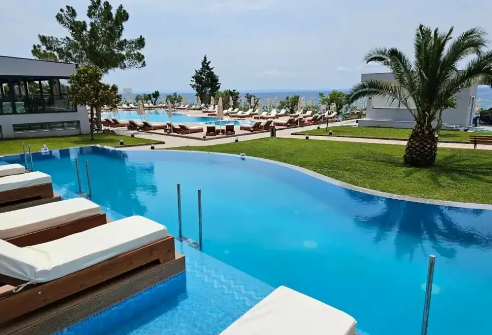 Basen w hotelu Sea Coast Halkidiki