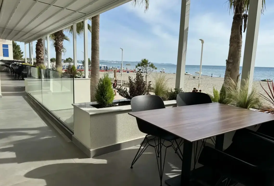 Plaża przy hotelu Seaside (Durrës)