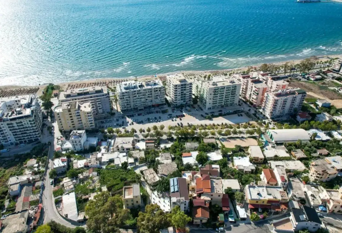 Widok z hotelu Semajo