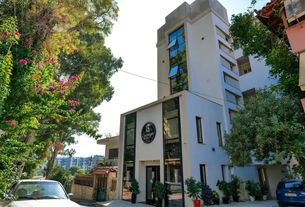 Hotel Semajo