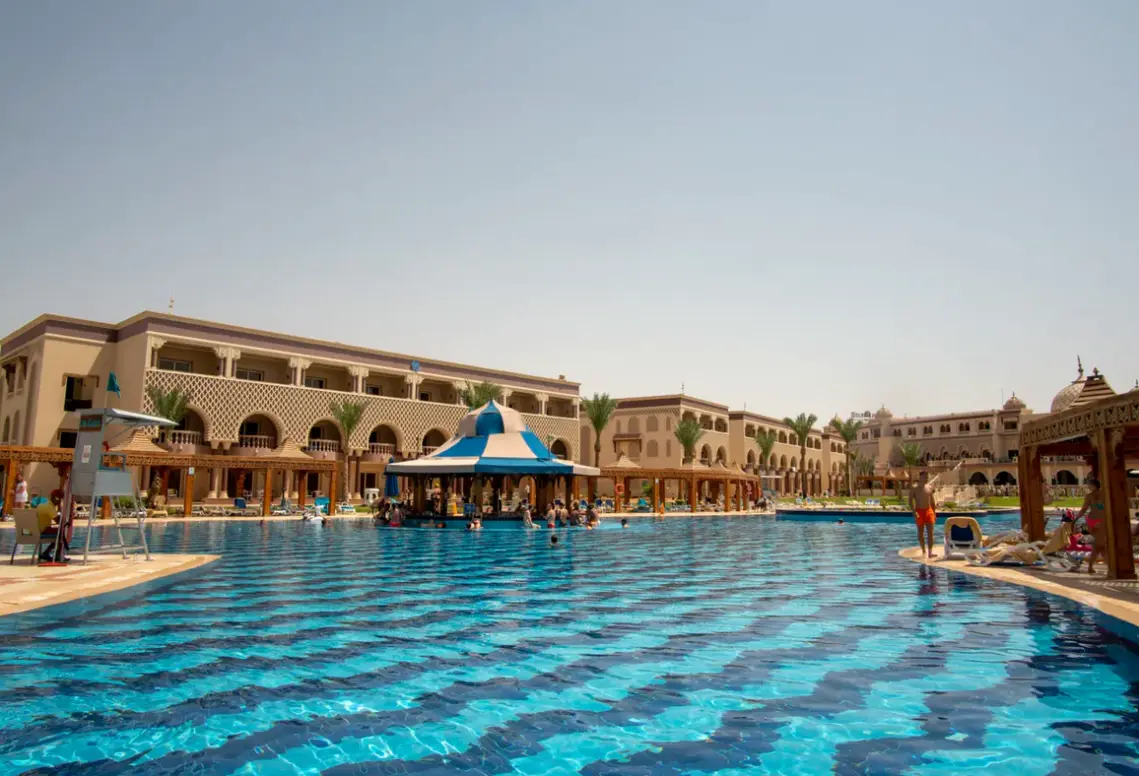 Basen w hotelu Sentido Mamlouk Palace Resort & Spa (ex Sunrise)