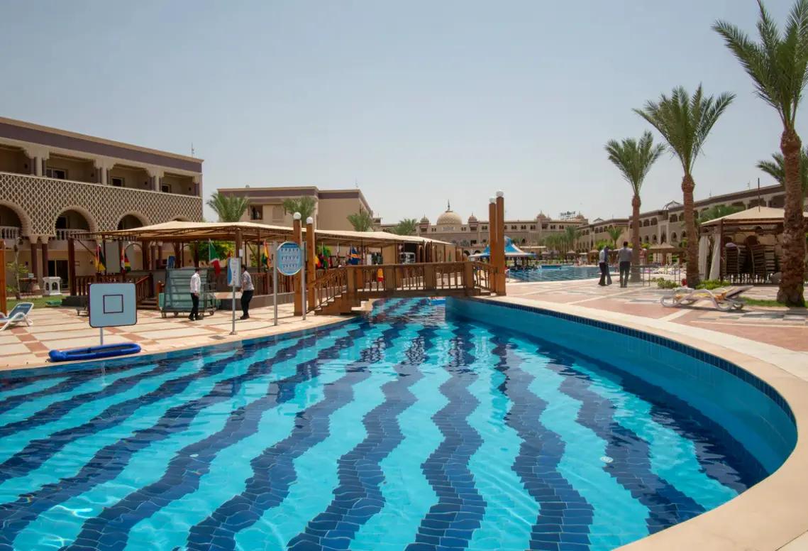 Basen w hotelu Sentido Mamlouk Palace Resort & Spa (ex Sunrise)