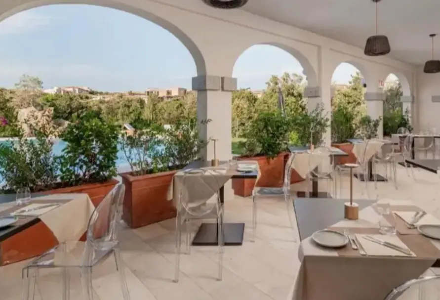 Restauracja i jedzenie w hotelu Sestante