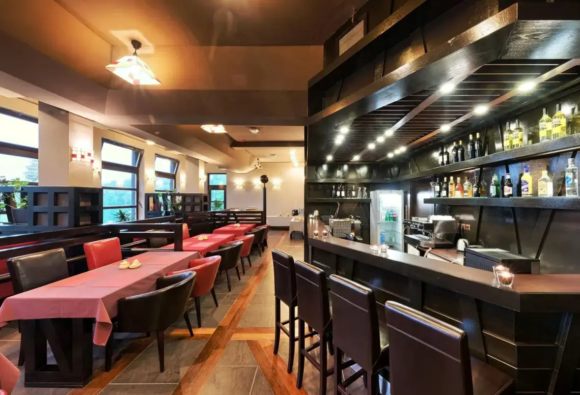 Restauracja i jedzenie w hotelu Sudetia