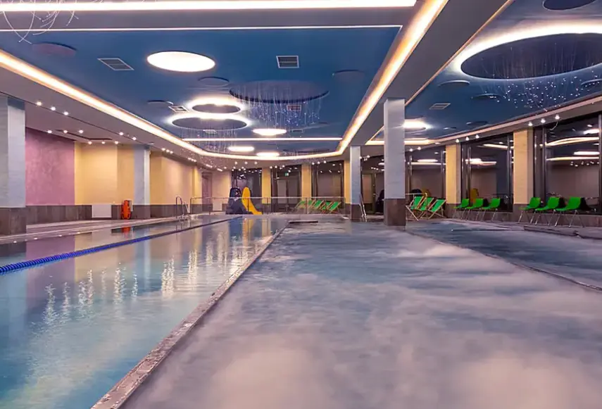 Basen w hotelu Terma Słowacki Resort Medical SPA