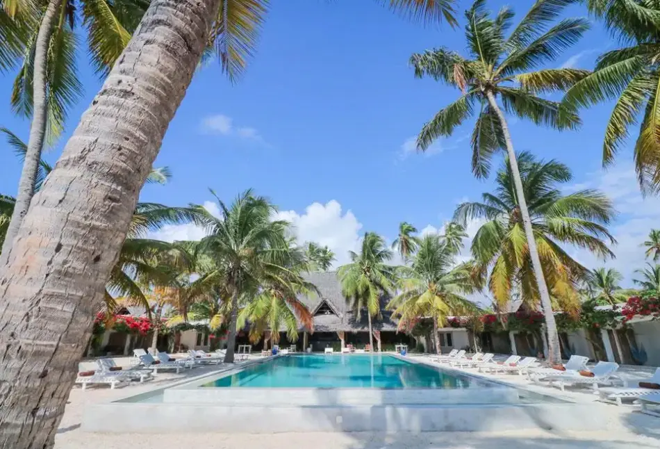Basen w hotelu The Loop Beach Resort
