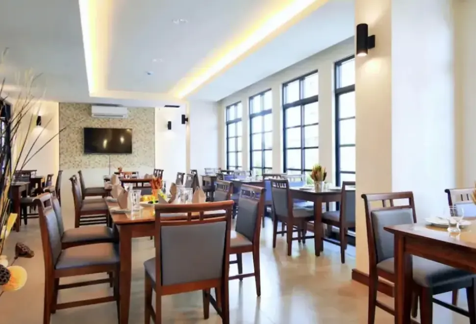 Restauracja i jedzenie w hotelu The Mangrove