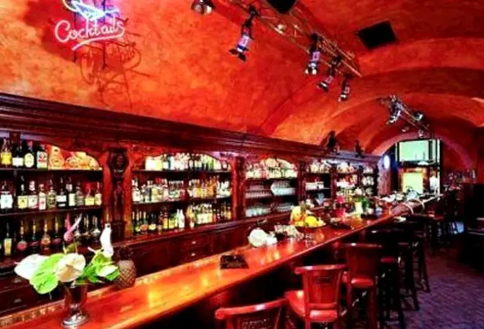 Restauracja i jedzenie w hotelu U Prince
