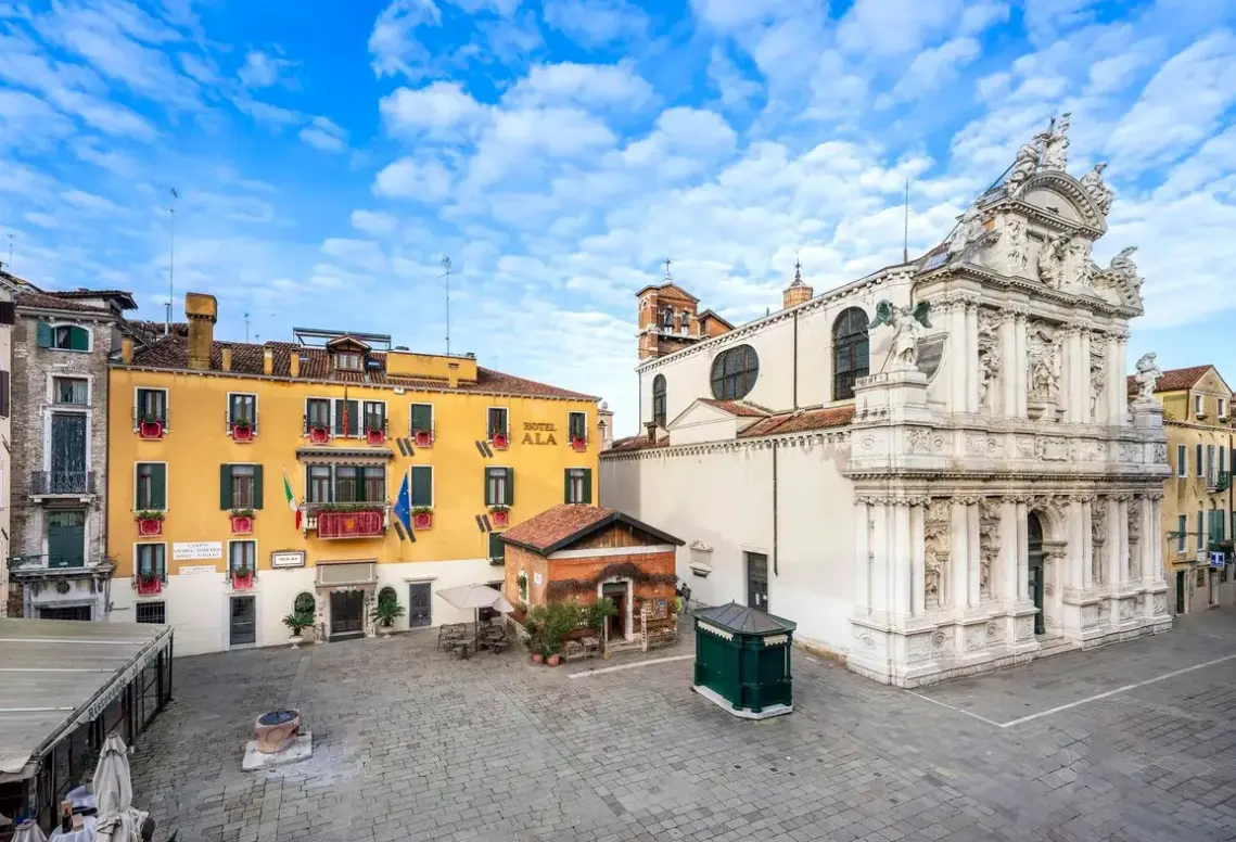Widok z hotelu Una Ala Venezia