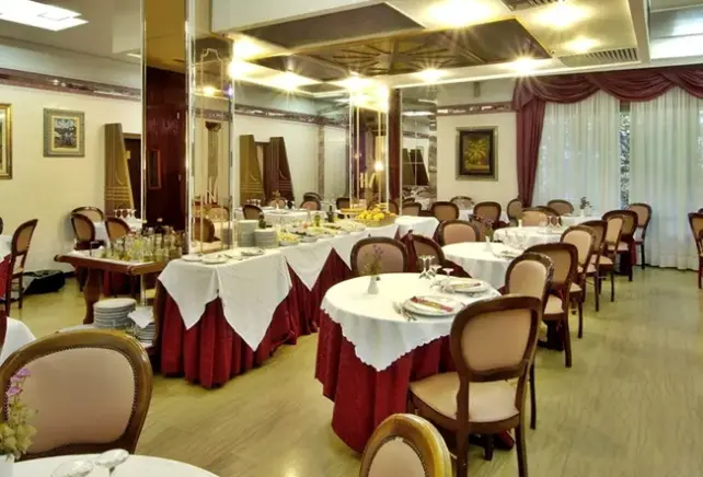 Restauracja i jedzenie w hotelu Vienna Ostenda