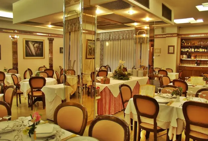 Restauracja i jedzenie w hotelu Vienna Ostenda