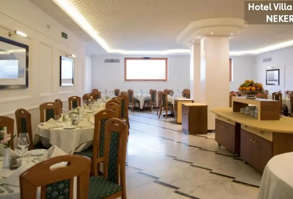 Restauracja i jedzenie w hotelu Villa Maria (Sorrento)