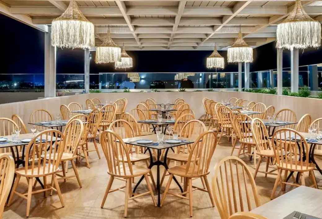 Restauracja i jedzenie w hotelu White Olive Marine Aquapark