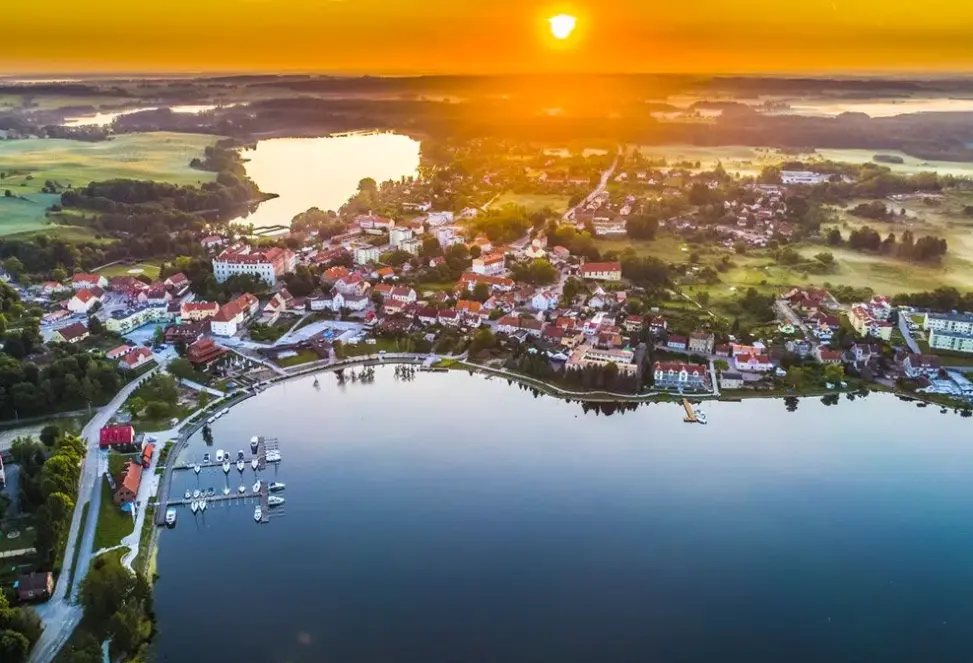 Widok z hotelu Zamek Ryn