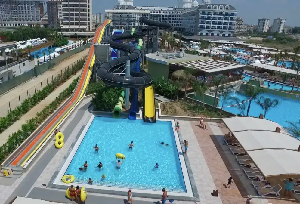 Basen w hotelu Adalya Elite Lara