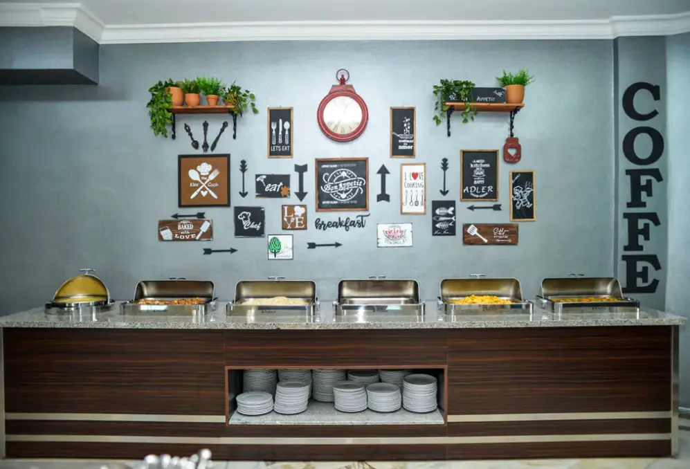 Restauracja i jedzenie w hotelu Adler (Siteler)