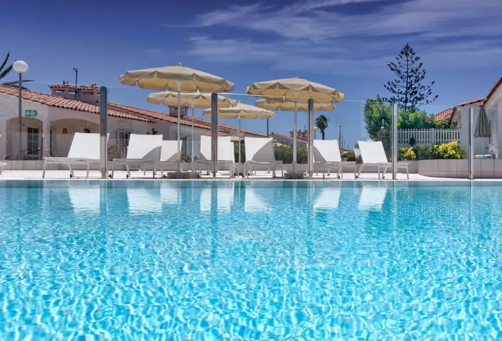 Hotel Adonis Bungalows