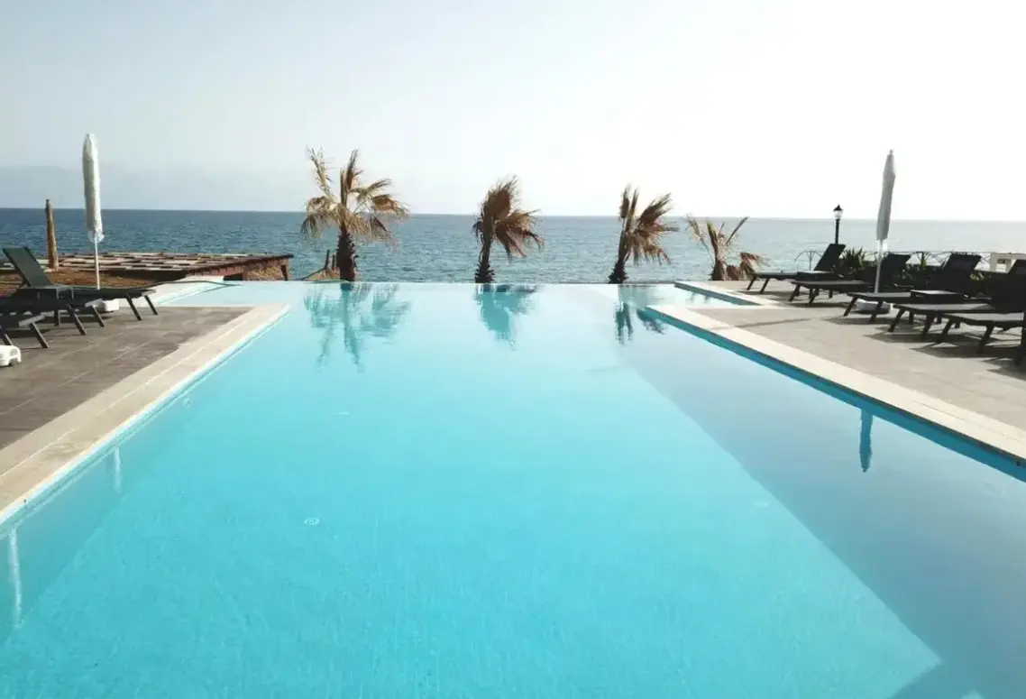 Basen w hotelu Adora Calma Beach