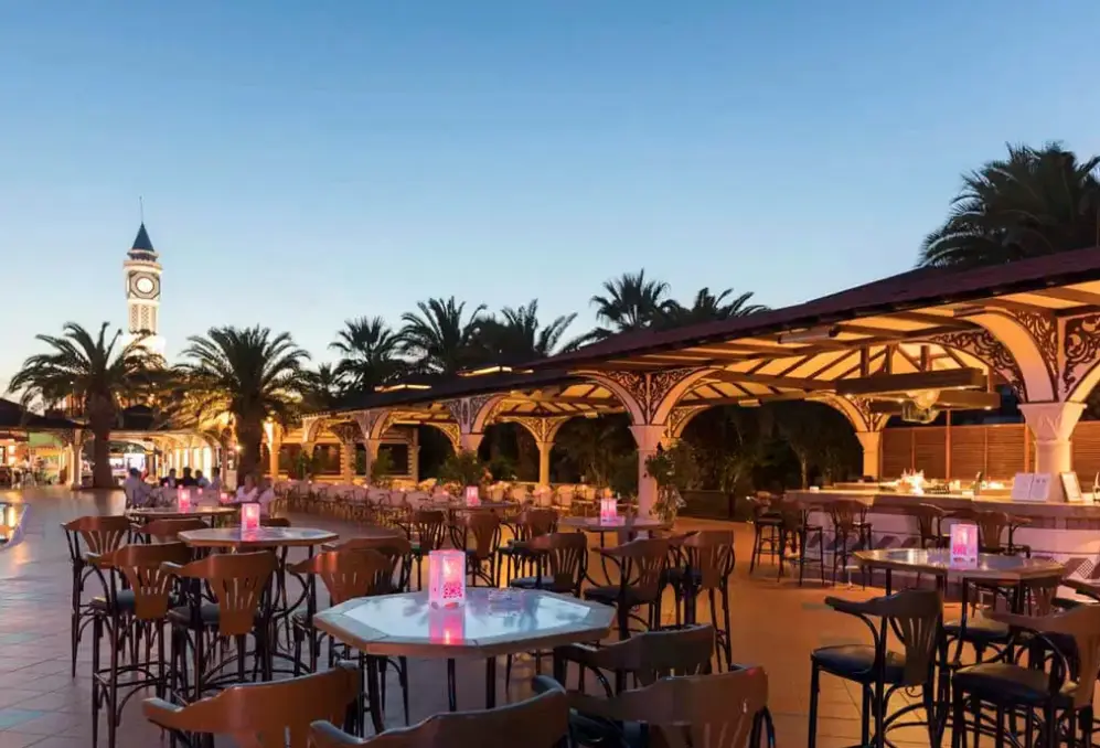 Restauracja i jedzenie w hotelu Ali Bey Park Manavgat