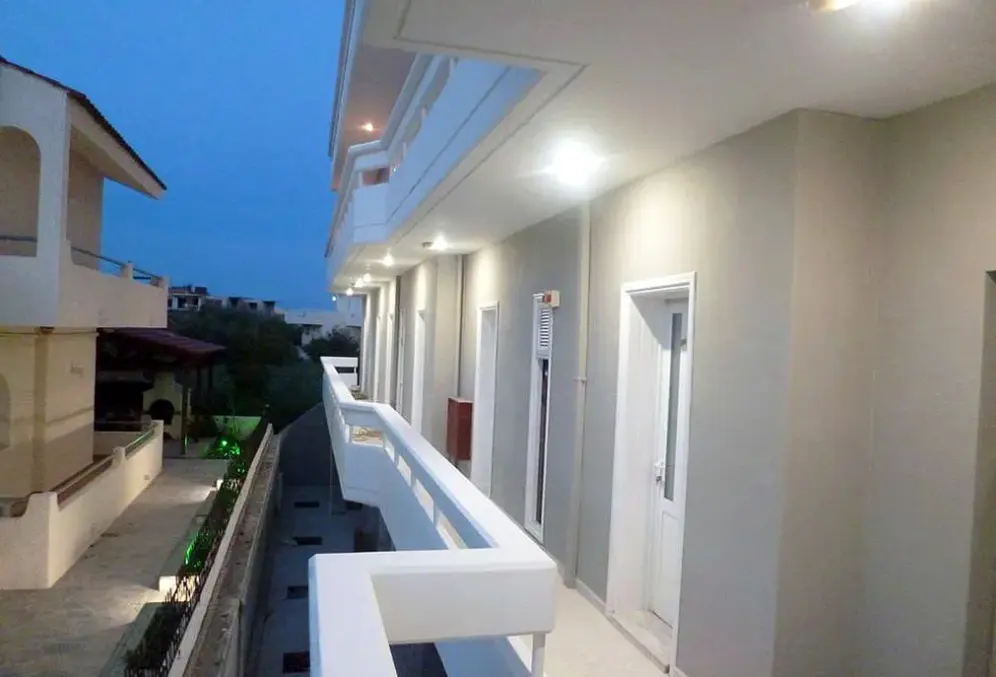 Widok z hotelu Alkyonides (Kremasti)