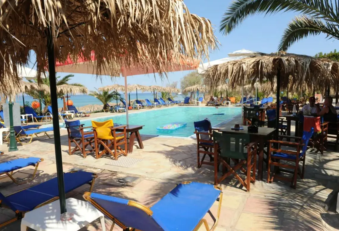 Basen w hotelu Ammos Villas