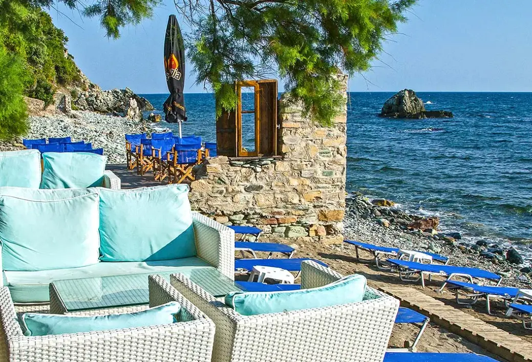 Plaża przy hotelu Aqua Rosa Aparthotel