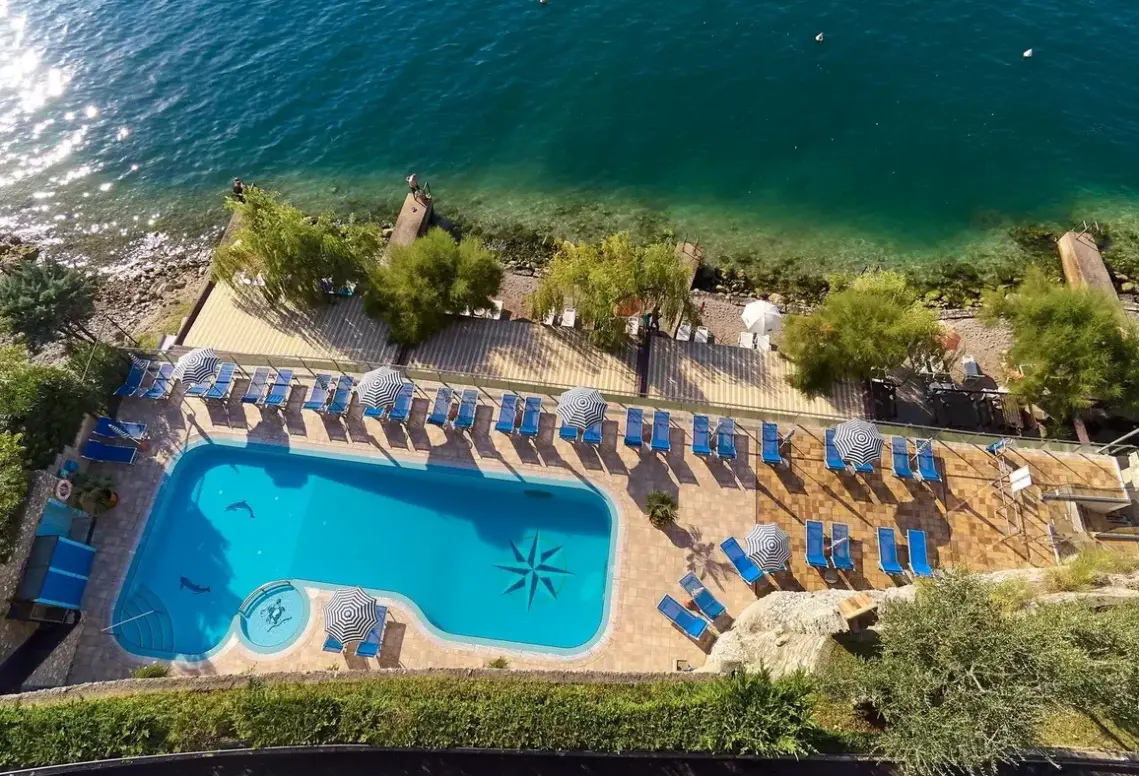 Hotel Astor (Limone)