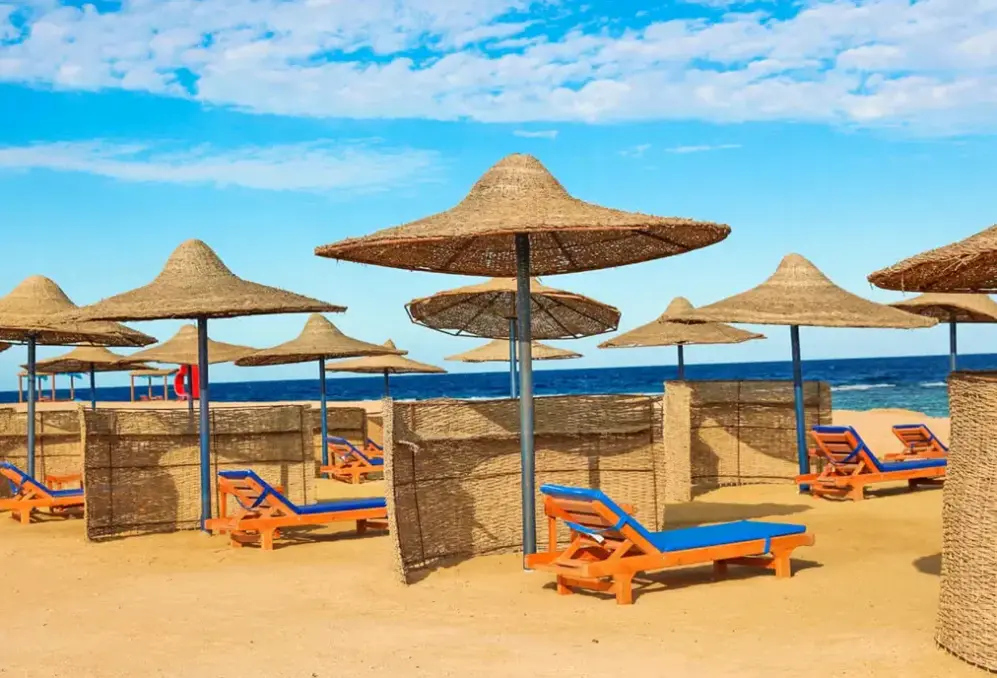 Plaża przy hotelu Beach Safari Nubian Resort