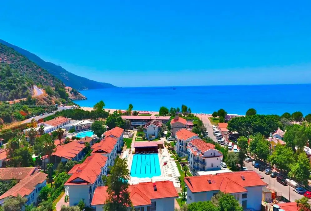 Obiekt hotelu Belcekum Beach
