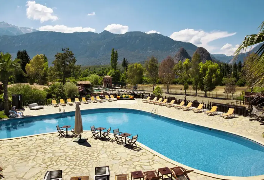 Basen w hotelu Beso Berke Ranch Nature