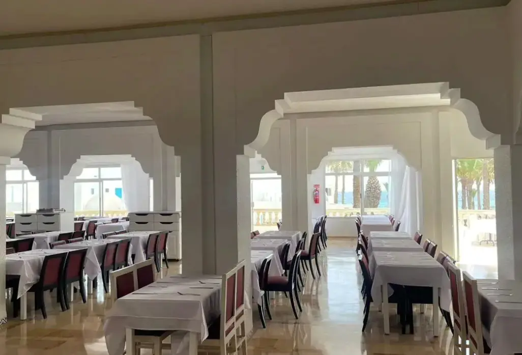 Restauracja i jedzenie w hotelu Best Beach (ex. Cosmos Tergui Club)