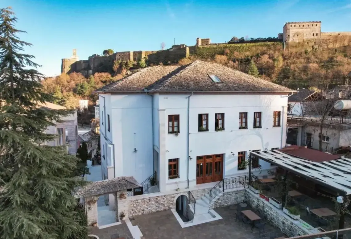 Hotel Bineri