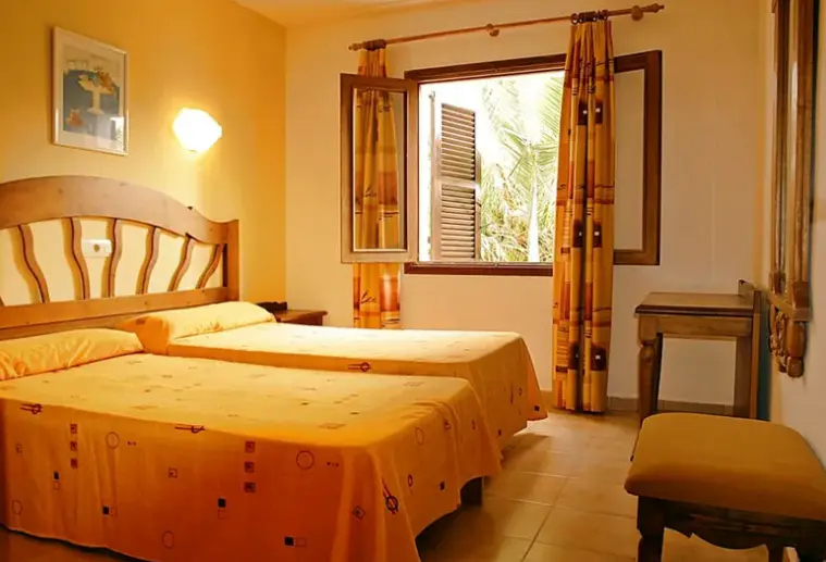 Pokój w hotelu BJ Apartamentos Europa (Sa Coma)