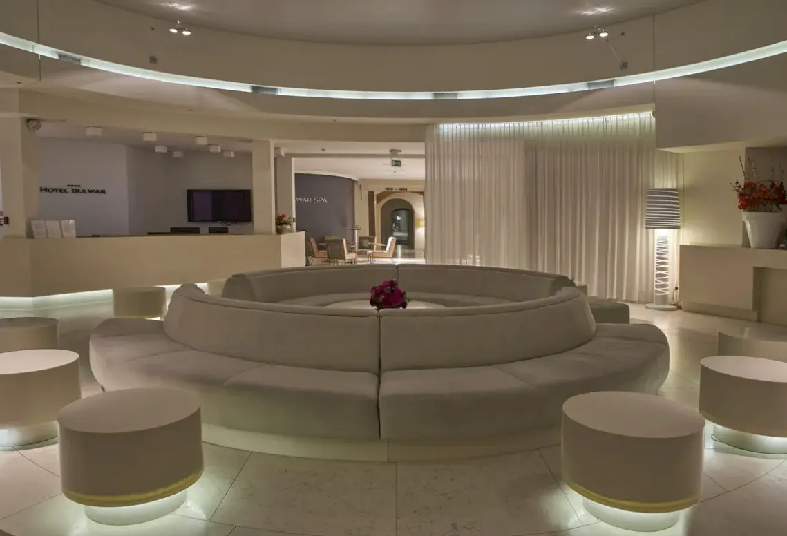 Lobby hotelu Bulwar