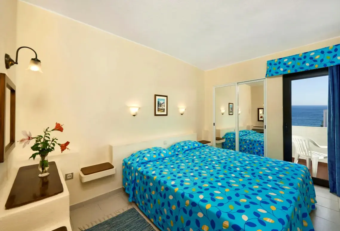 Pokój w hotelu Cheerfulway Ouranova (ex. Ourasol)