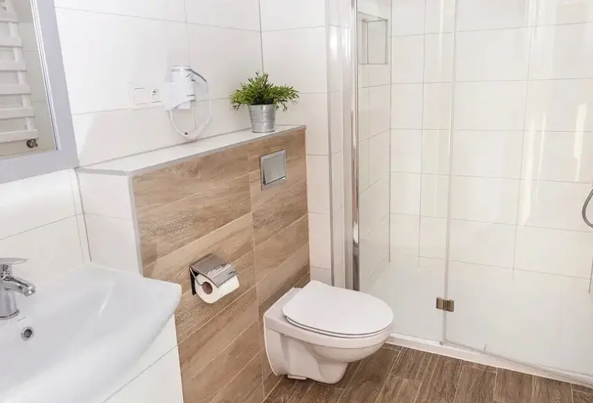 Łazienka w pokoju hotelu Chrobry (Jarnołtówek)