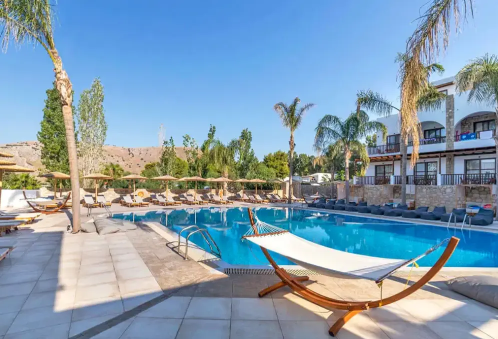 Basen w hotelu Costa Lindia Blue Star