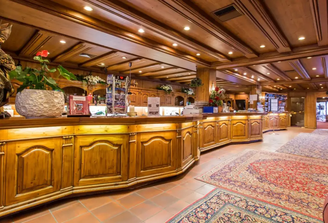 Restauracja i jedzenie w hotelu Das Kaltschmid - Familotel Tirol
