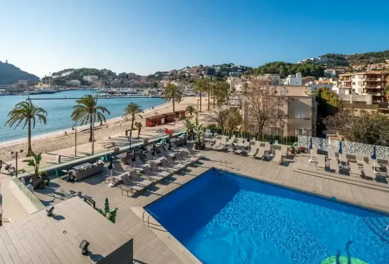 Basen w hotelu Eden (Puerto de Soller)