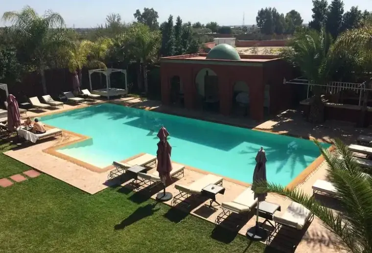 Basen w hotelu El Miria Palais Riad