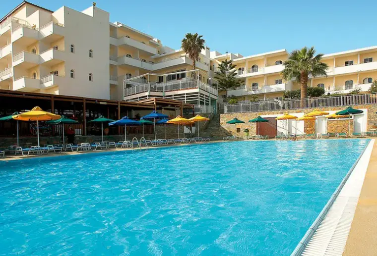 Basen w hotelu Elounda Breeze Resort (ex Aqua Sol Resort)