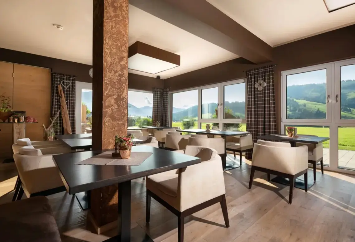 Restauracja i jedzenie w hotelu Fairhotel Hochfilzen