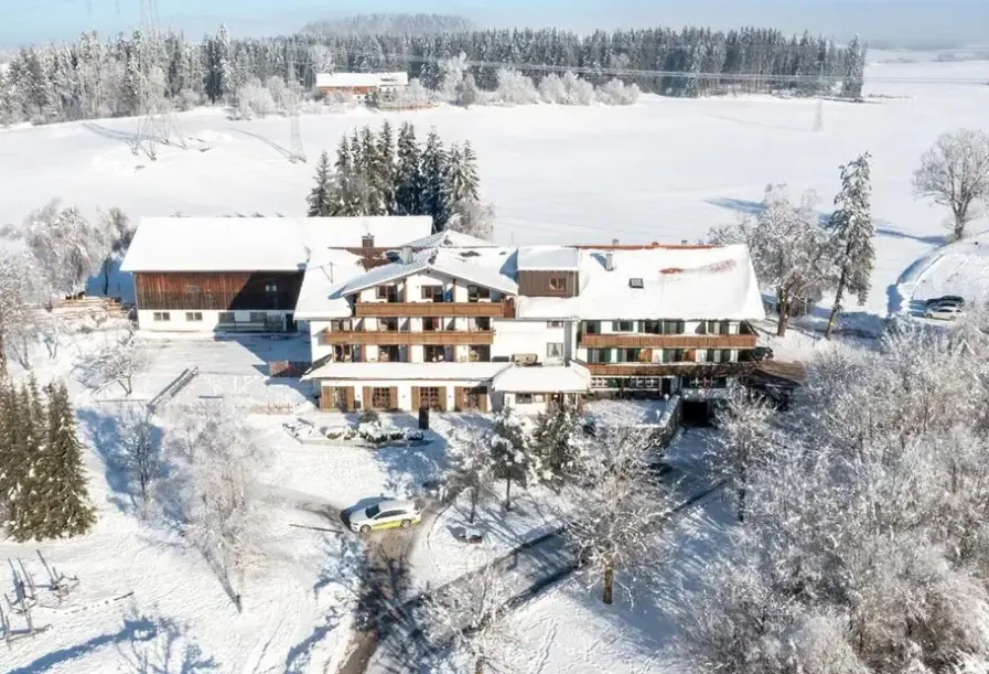 Hotel Familienhotel Lowen Nesselwang w Niemcy (Bawaria) - oferta last minute