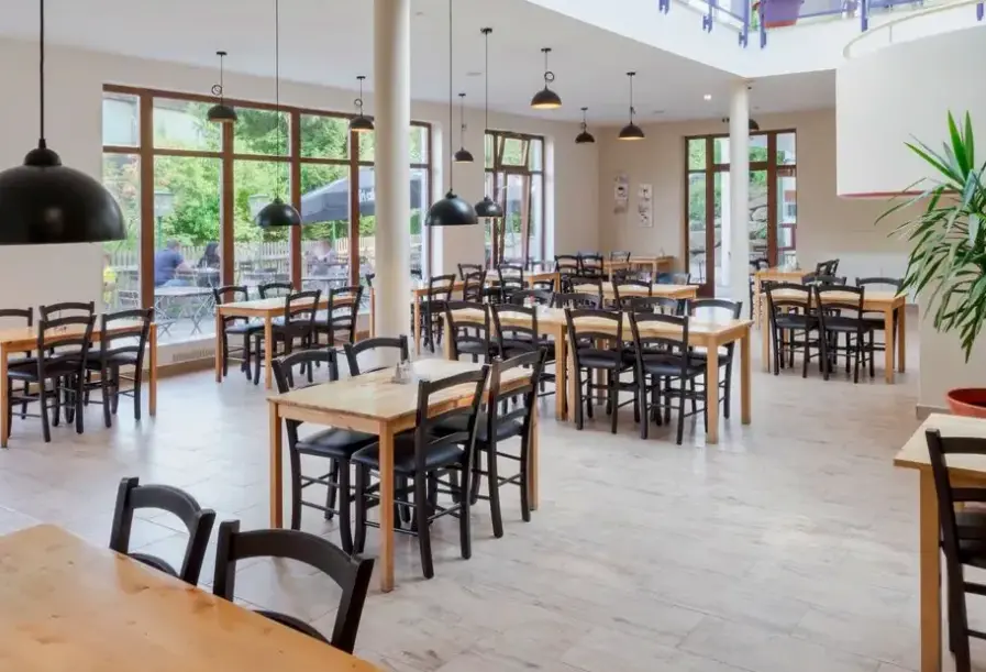Restauracja i jedzenie w hotelu Familienhotel Reiterhof