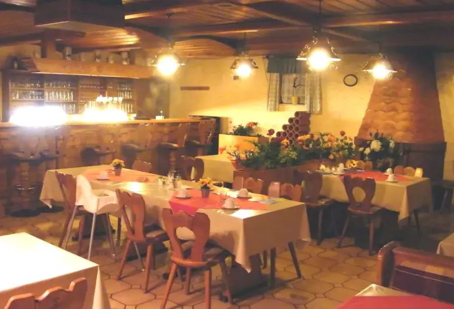 Restauracja i jedzenie w hotelu Ferien vom Ich