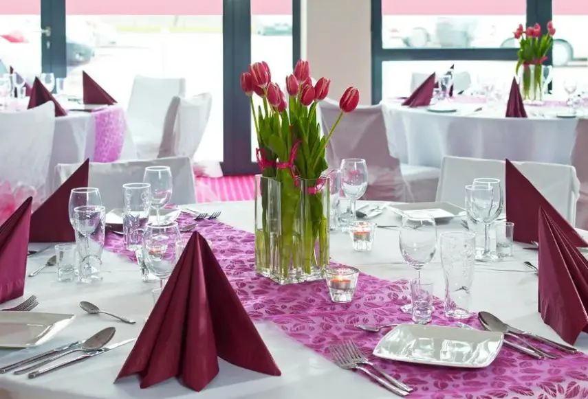 Restauracja i jedzenie w hotelu Focus Katowice Chorzów