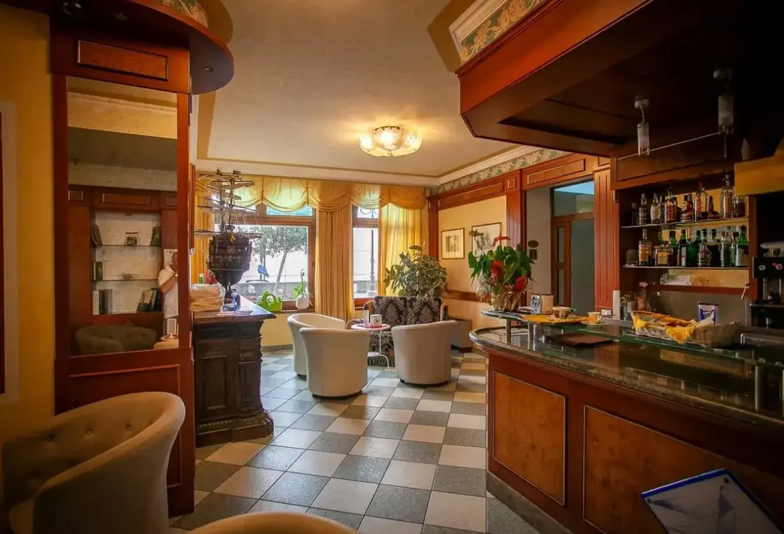 Basen w hotelu Garda Sol Aparthotel & Spa