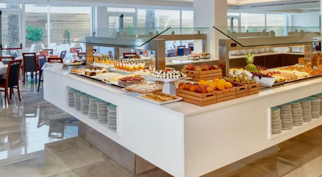 Restauracja i jedzenie w hotelu Girasol